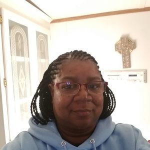 Meet your Posher, Debra